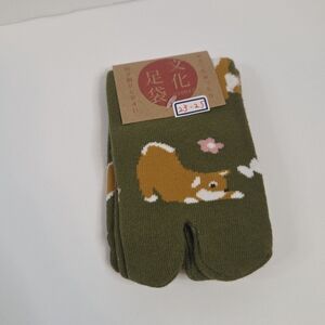 Authentic Japanese Green Tabi Toe Socks Shiba Inu Cherry Blossom New